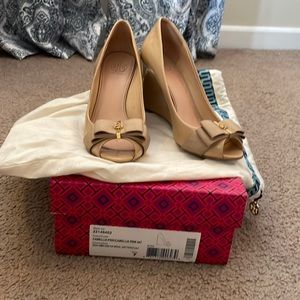 Tory Burch fancy wedges - nude (Camilla pink)